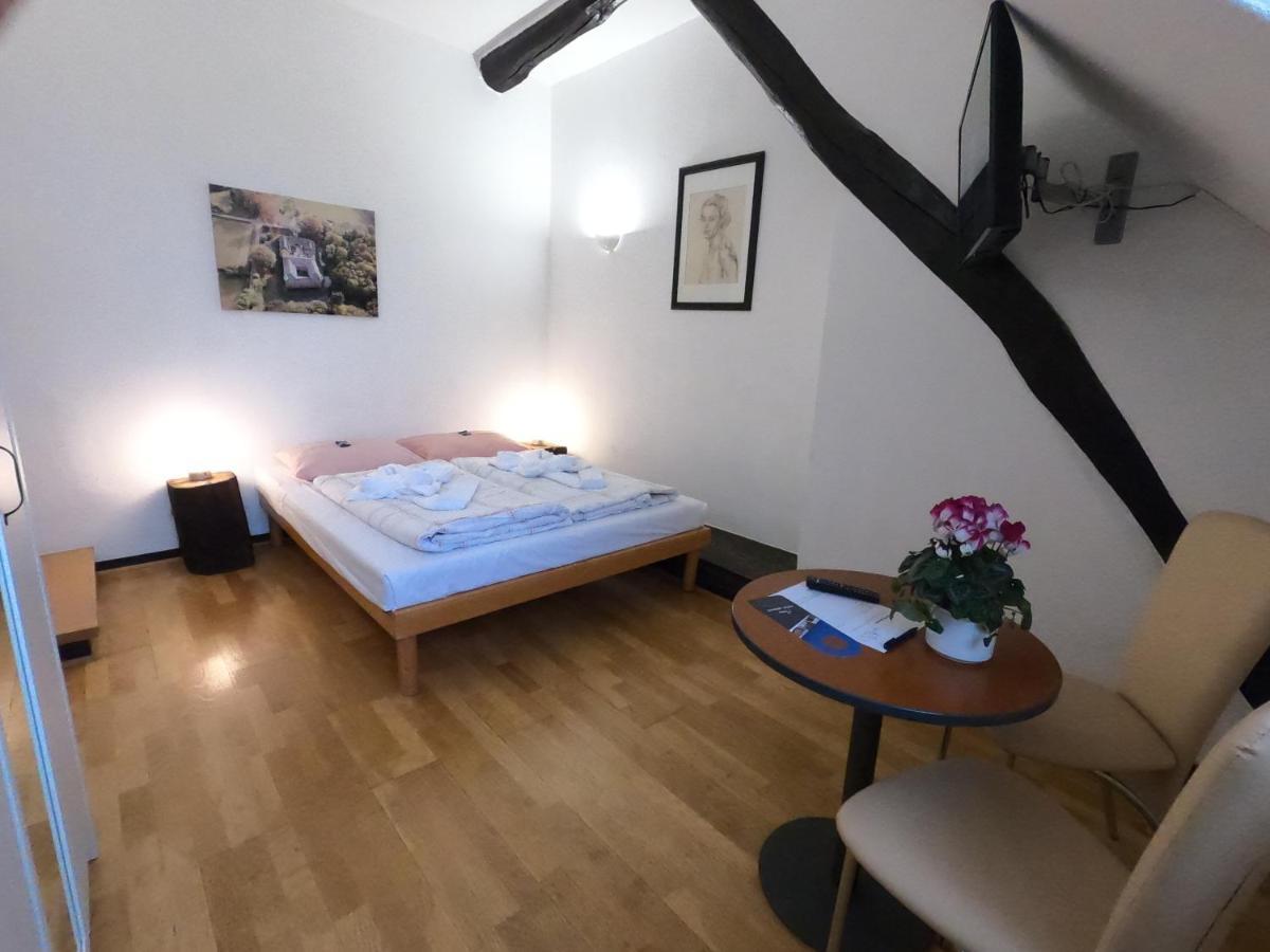 Hotel Schloss Walbeck Geldern Bagian luar foto