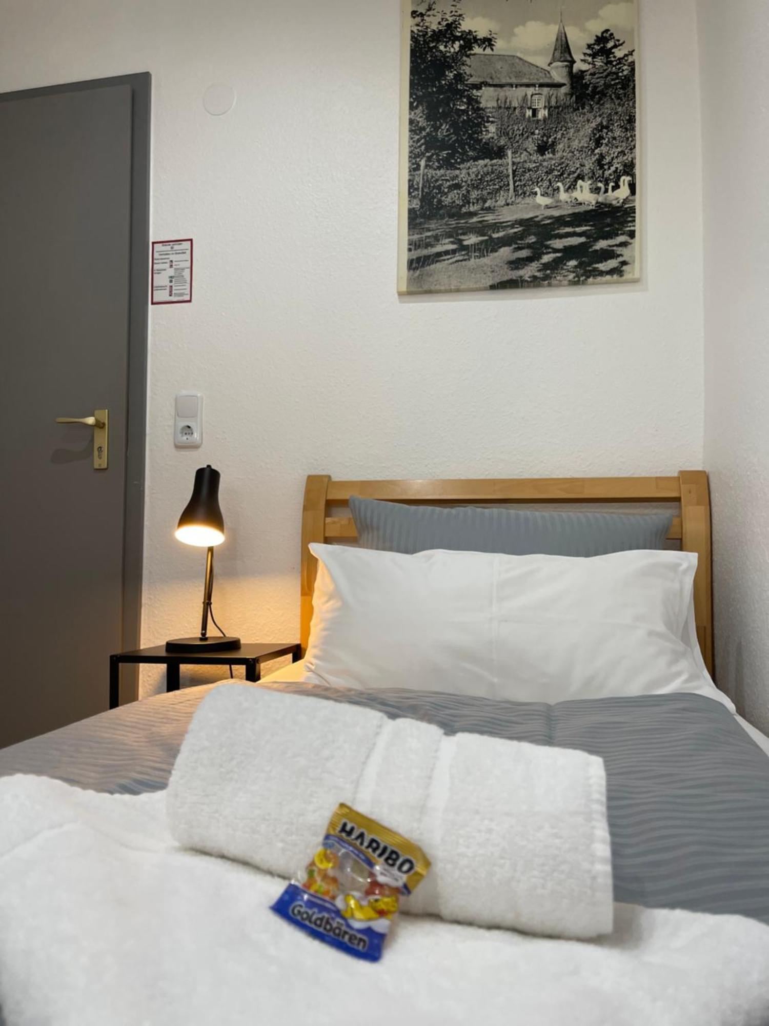 Hotel Schloss Walbeck Geldern Bagian luar foto