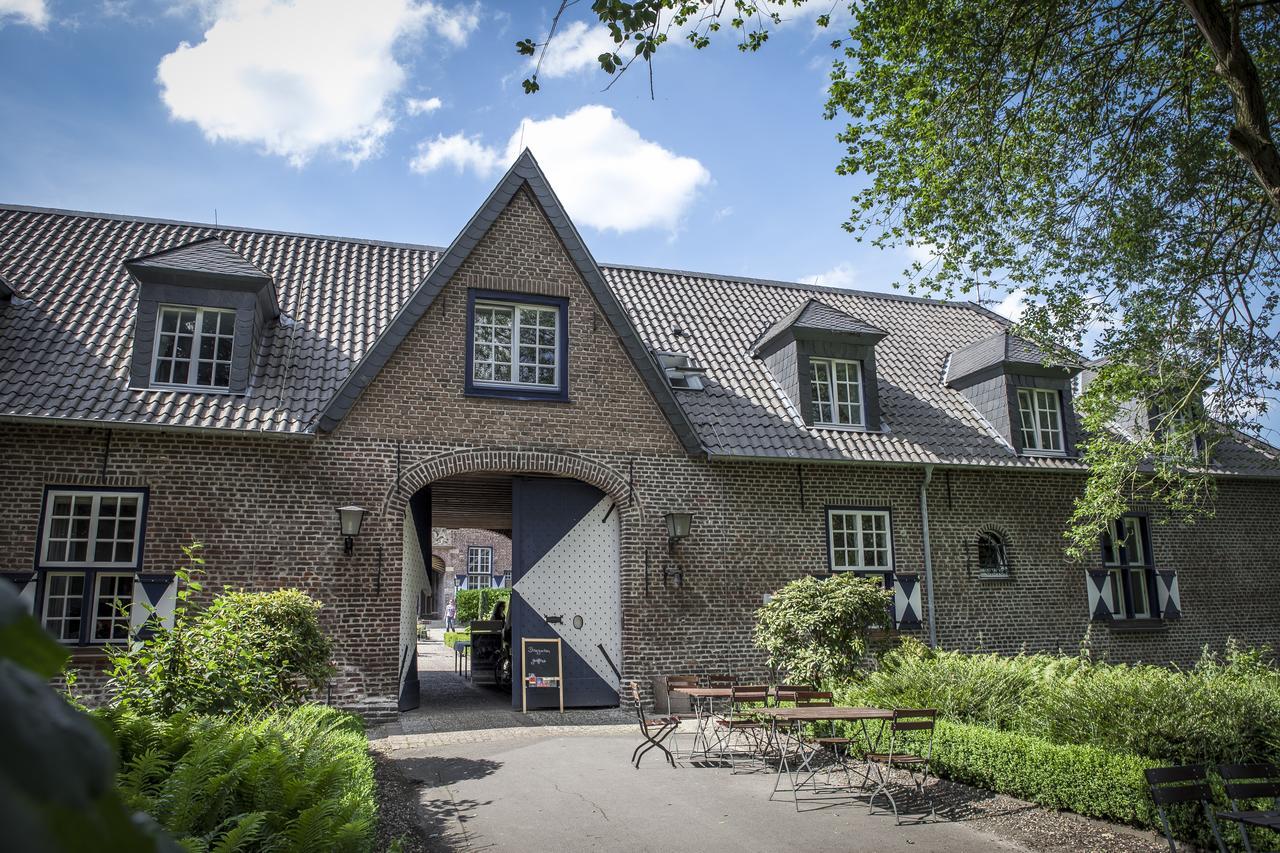 Hotel Schloss Walbeck Geldern Bagian luar foto